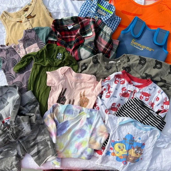 Mixed Lot of Assorted Baby Clothes (10) - Picture 8 of 8